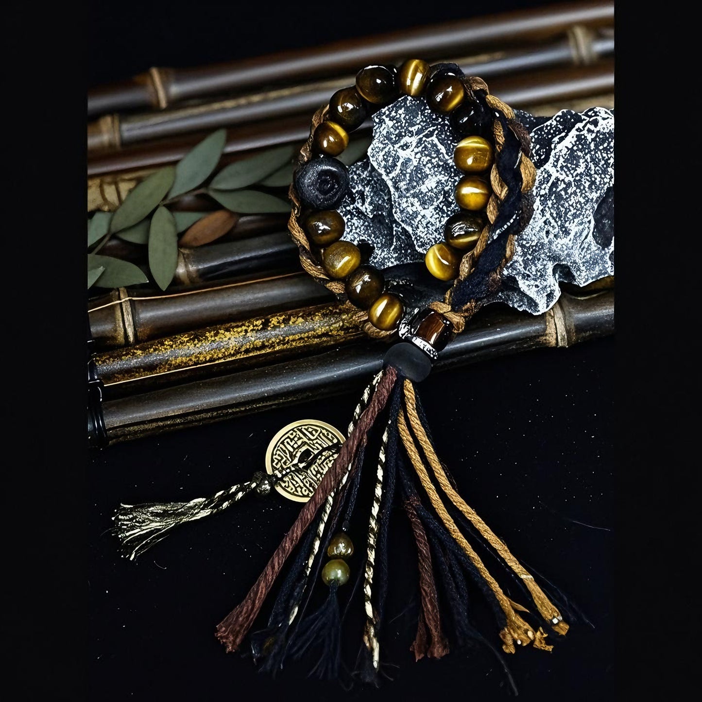 Tibetan Region Tiger's Eye Stone Bracelet: The Energy Bond Guarding Body and Mind