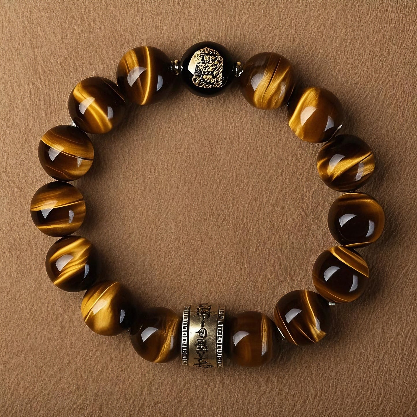 Tibetan-style Five-Elements Earth Spirit Pearl Bracelet: The Profound Earth Bears Virtue, and the Female Principle (Kun) Ensures Everlasting Prosperity.