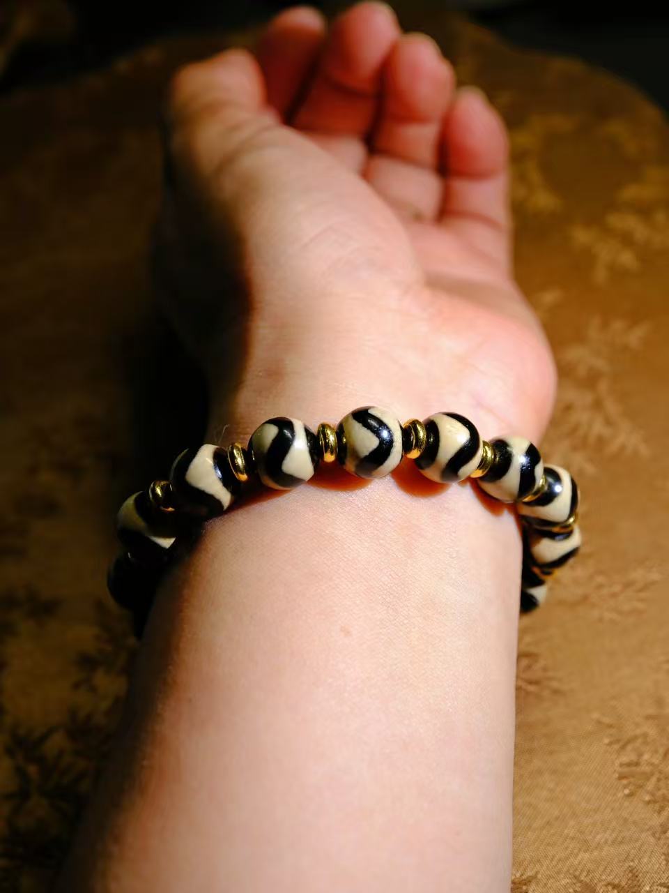 Tibetan Tso Si mystic pattern dzi-like fortune bracelet culturally handcrafted Tibetan auspicious bracelet